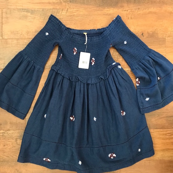 Free People Counting Daisies off the shoulder drs - Picture 4 of 16